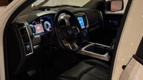 RAM 1500 5.7 V8 CLASSIC LARAMIE CABINE DUPLA 4X4 AUTOMTICO, Foto 25