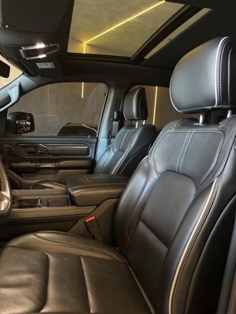 RAM 1500 5.7 V8 LIIMITED CABINE DUPLA 4X4 AUTOMTICO, Foto 6