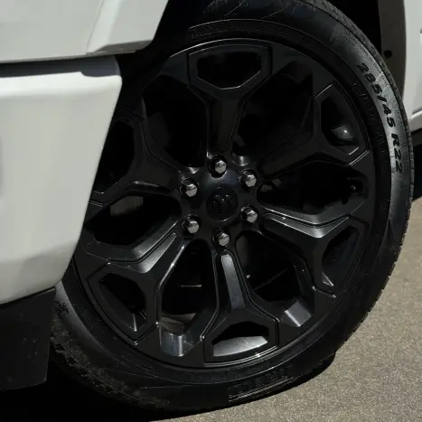 RAM 1500 5.7 V8 LIMITED NIGHT EDITION CABINE DUPLA 4X4 AUTOMTICO, Foto 3