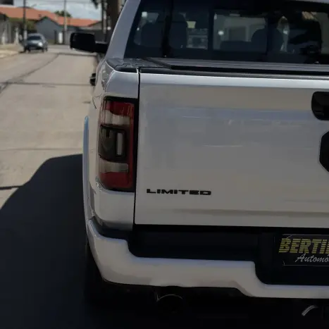 RAM 1500 5.7 V8 LIMITED NIGHT EDITION CABINE DUPLA 4X4 AUTOMTICO, Foto 6