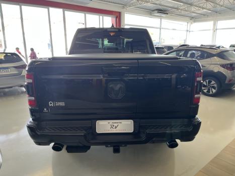 RAM 1500 5.7 V8 LIMITED NIGHT EDITION CABINE DUPLA 4X4 AUTOMTICO, Foto 4