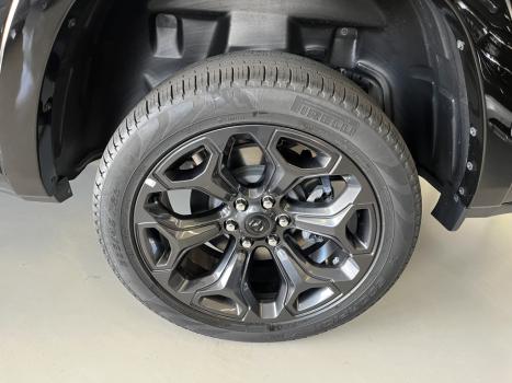 RAM 1500 5.7 V8 LIMITED NIGHT EDITION CABINE DUPLA 4X4 AUTOMTICO, Foto 5