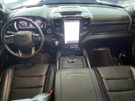 RAM 1500 5.7 V8 LIMITED NIGHT EDITION CABINE DUPLA 4X4 AUTOMTICO, Foto 6