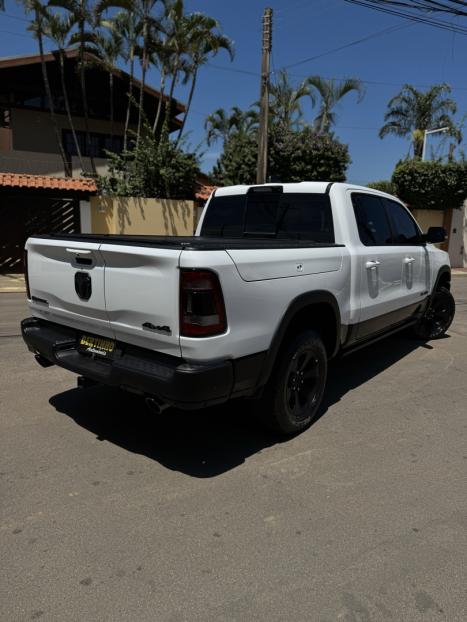 RAM 1500 5.7 V8 REBEL CABINE DUPLA 4X4 AUTOMTICO, Foto 5