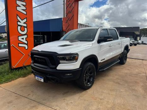 RAM 1500 5.7 V8 REBEL CABINE DUPLA 4X4 AUTOMTICO, Foto 2