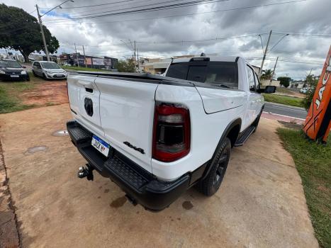 RAM 1500 5.7 V8 REBEL CABINE DUPLA 4X4 AUTOMTICO, Foto 6