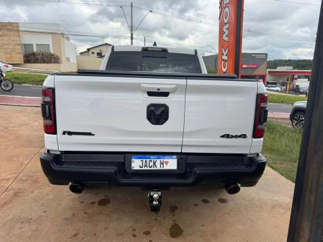 RAM 1500 5.7 V8 REBEL CABINE DUPLA 4X4 AUTOMTICO, Foto 8