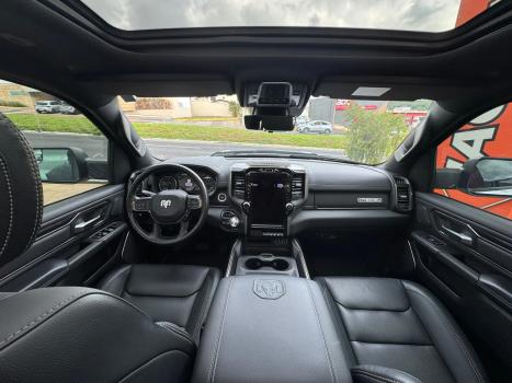 RAM 1500 5.7 V8 REBEL CABINE DUPLA 4X4 AUTOMTICO, Foto 13