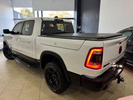 RAM 1500 5.7 V8 REBEL CABINE DUPLA 4X4 AUTOMTICO, Foto 4