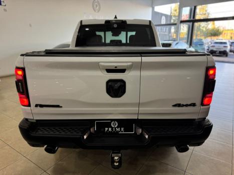 RAM 1500 5.7 V8 REBEL CABINE DUPLA 4X4 AUTOMTICO, Foto 5