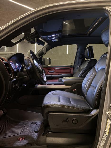 RAM 1500 5.7 V8 REBEL CABINE DUPLA 4X4 AUTOMTICO, Foto 10