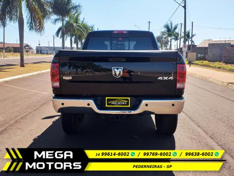 RAM 2500 6.7 I6 24V SLT CABINE DUPLA TURBO DIESEL LARAMIE 4X4 AUTOMTICO, Foto 6