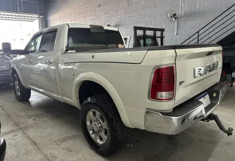 RAM 2500 6.7 I6 24V SLT CABINE DUPLA TURBO DIESEL LARAMIE 4X4 AUTOMTICO, Foto 3