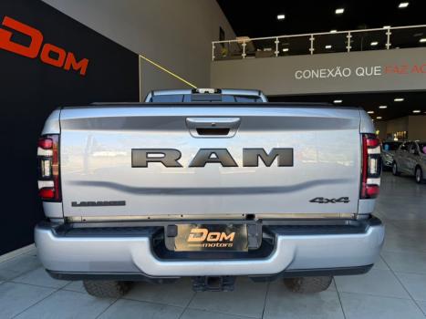 RAM 2500 6.7 I6 24V SLT CABINE DUPLA TURBO DIESEL LARAMIE 4X4 AUTOMTICO, Foto 4