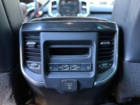 RAM 2500 6.7 I6 24V SLT CABINE DUPLA TURBO DIESEL LARAMIE 4X4 AUTOMTICO, Foto 9