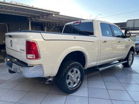 RAM 2500 6.7 I6 24V SLT CABINE DUPLA TURBO DIESEL LARAMIE 4X4 AUTOMTICO, Foto 4