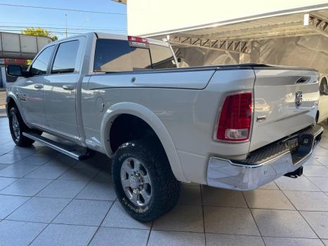RAM 2500 6.7 I6 24V SLT CABINE DUPLA TURBO DIESEL LARAMIE 4X4 AUTOMTICO, Foto 5