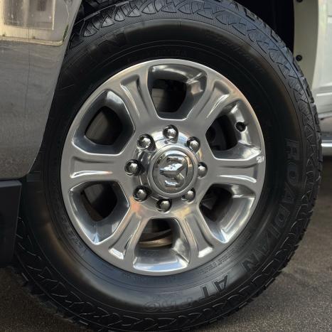 RAM 2500 6.7 I6 24V SLT CABINE DUPLA TURBO DIESEL LARAMIE 4X4 AUTOMTICO, Foto 3