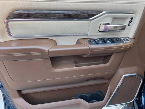 RAM 2500 6.7 I6 24V SLT CABINE DUPLA TURBO DIESEL LARAMIE 4X4 AUTOMTICO, Foto 12