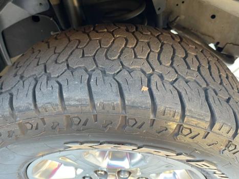 RAM 2500 6.7 I6 24V SLT CABINE DUPLA TURBO DIESEL LARAMIE 4X4 AUTOMTICO, Foto 14