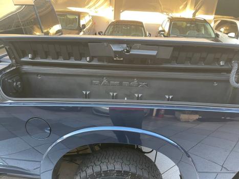 RAM 2500 6.7 I6 24V SLT CABINE DUPLA TURBO DIESEL LARAMIE 4X4 AUTOMTICO, Foto 17