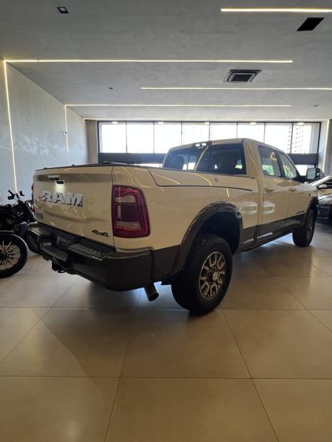 RAM 3500 6.7 I6 LIMITED LONG HORN CABINE DUPLA 4X4 TURBO DIESEL AUTOMTICO, Foto 5