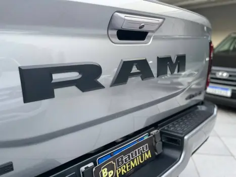 RAM 3500 6.7 I6 LIMITED LARAMIE CABINE DUPLA TURBO DIESEL AUTOMTICO, Foto 14