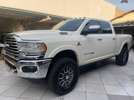 RAM 3500 6.7 I6 LIMITED LONG HORN CABINE DUPLA 4X4 TURBO DIESEL AUTOMTICO, Foto 2