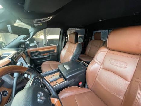 RAM 3500 6.7 I6 LIMITED LONG HORN CABINE DUPLA 4X4 TURBO DIESEL AUTOMTICO, Foto 15