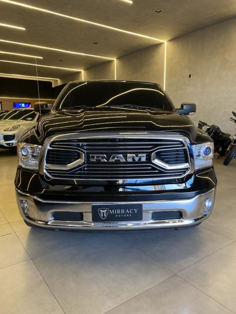 RAM Classic 5.7 V8 32V 4P HEMI LARAMIE AUTOMTICO, Foto 2