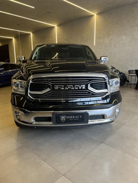 RAM Classic 5.7 V8 32V 4P HEMI LARAMIE AUTOMTICO, Foto 2