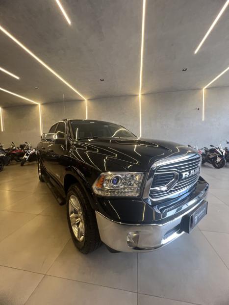 RAM Classic 5.7 V8 32V 4P HEMI LARAMIE AUTOMTICO, Foto 3