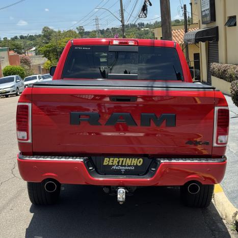 RAM Classic 5.7 V8 32V 4P HEMI LARAMIE NIGHT EDITION AUTOMTICO, Foto 5