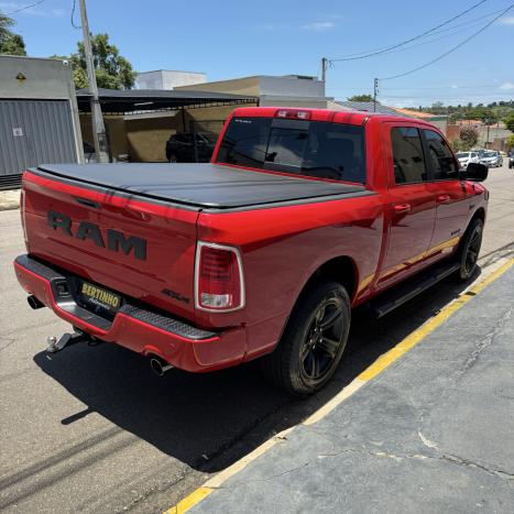 RAM Classic 5.7 V8 32V 4P HEMI LARAMIE NIGHT EDITION AUTOMTICO, Foto 6