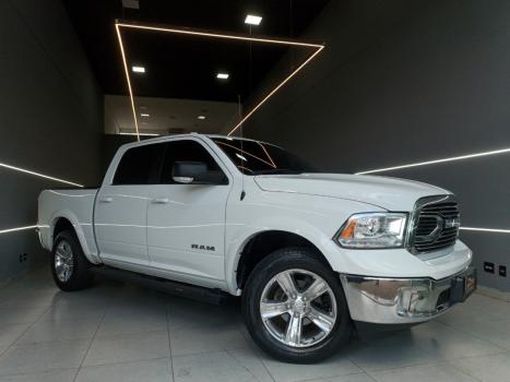 RAM Classic 5.7 V8 32V 4P HEMI LARAMIE AUTOMTICO, Foto 1