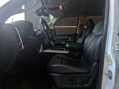 RAM Classic 5.7 V8 32V 4P HEMI LARAMIE AUTOMTICO, Foto 14