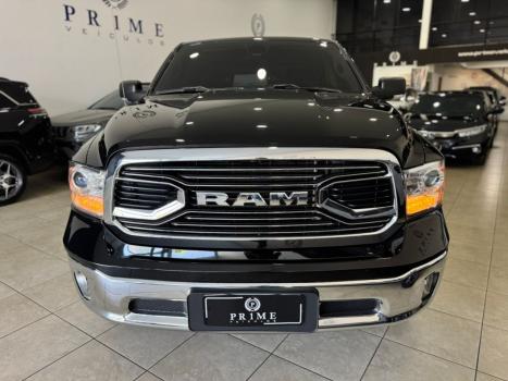 RAM Classic 5.7 V8 32V 4P HEMI LARAMIE AUTOMTICO, Foto 2