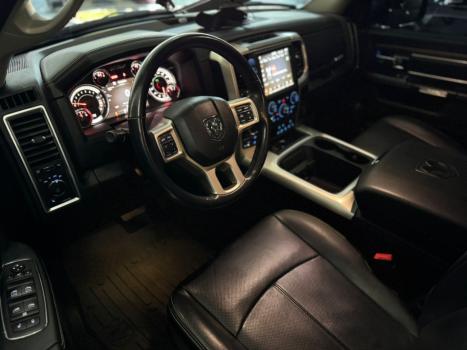 RAM Classic 5.7 V8 32V 4P HEMI LARAMIE AUTOMTICO, Foto 6