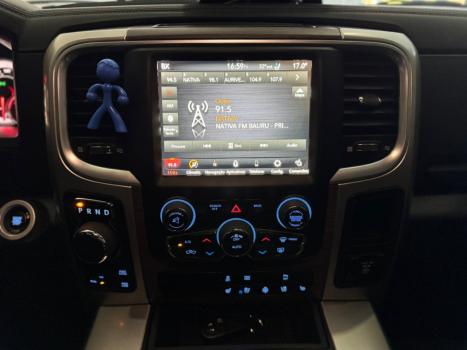 RAM Classic 5.7 V8 32V 4P HEMI LARAMIE AUTOMTICO, Foto 12