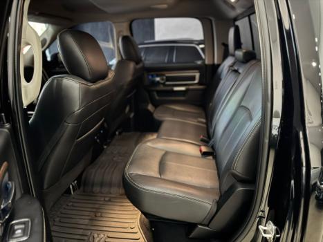 RAM Classic 5.7 V8 32V 4P HEMI LARAMIE AUTOMTICO, Foto 13