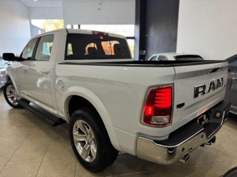 RAM Classic 5.7 V8 32V 4P HEMI LARAMIE AUTOMTICO, Foto 5