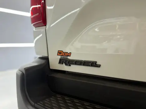 RAM Rampage 2.0 4P TURBO DIESEL REBEL 4X4 AUTOMTICO, Foto 4