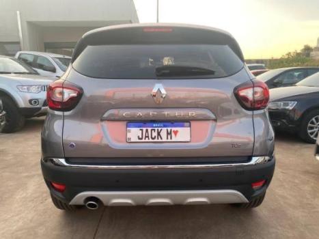 RENAULT Captur 1.3 16V 4P FLEX TCE INTENSE TURBO X-TRONIC AUTOMTICO CVT, Foto 16