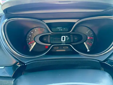 RENAULT Captur 1.3 16V 4P FLEX TCE INTENSE TURBO X-TRONIC AUTOMTICO CVT, Foto 9