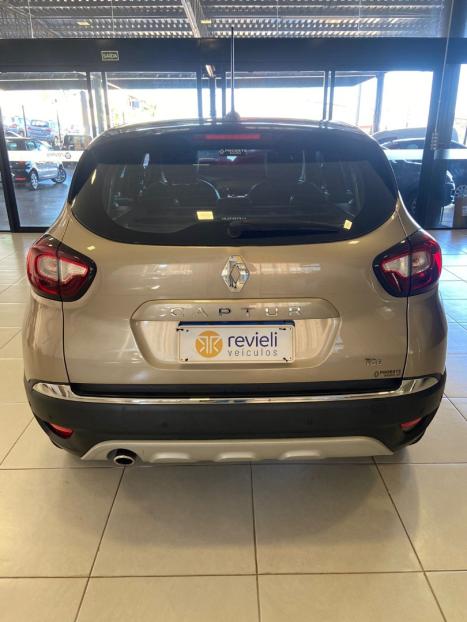 RENAULT Captur 1.3 16V 4P FLEX TCE ICONIC TURBO X-TRONIC AUTOMTICO CVT, Foto 6