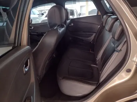 RENAULT Captur 1.3 16V 4P FLEX TCE INTENSE TURBO X-TRONIC AUTOMTICO CVT, Foto 12