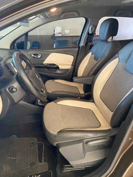 RENAULT Captur 1.6 16V 4P FLEX SCE INTENSE X-TRONIC CVT, Foto 8