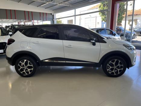 RENAULT Captur 1.6 16V 4P FLEX SCE INTENSE X-TRONIC CVT, Foto 3
