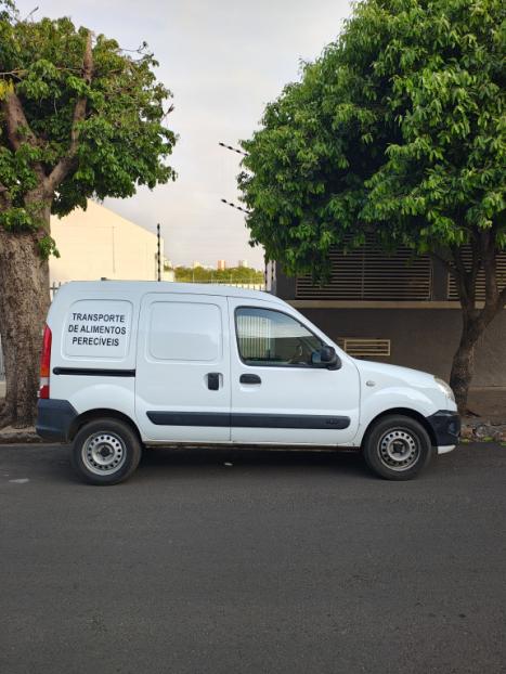 RENAULT Kangoo 1.6 16V 4P FLEX EXPRESSION, Foto 3