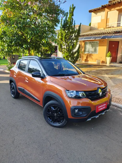 RENAULT Kwid 1.0 12V 4P SCE FLEX OUTSIDER, Foto 1